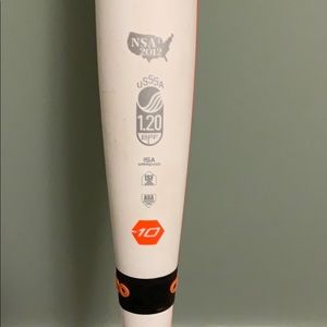 Easton mako softball bat